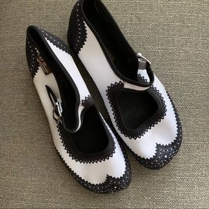 Hot Chocolate Chocolatica’s Havana Mary Janes